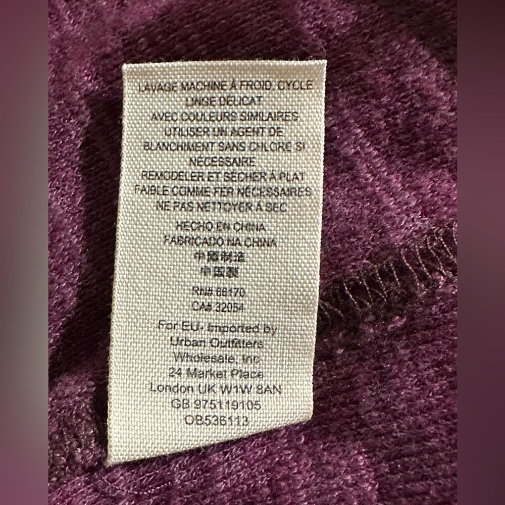 Free People We the Free Split Back Turtleneck Sweater Size Medium purple - Picture 5 of 13